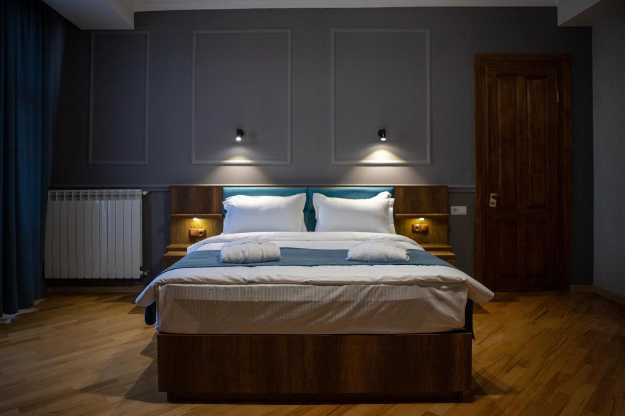 Legend Hotel Tbilisi Eksteriør bilde