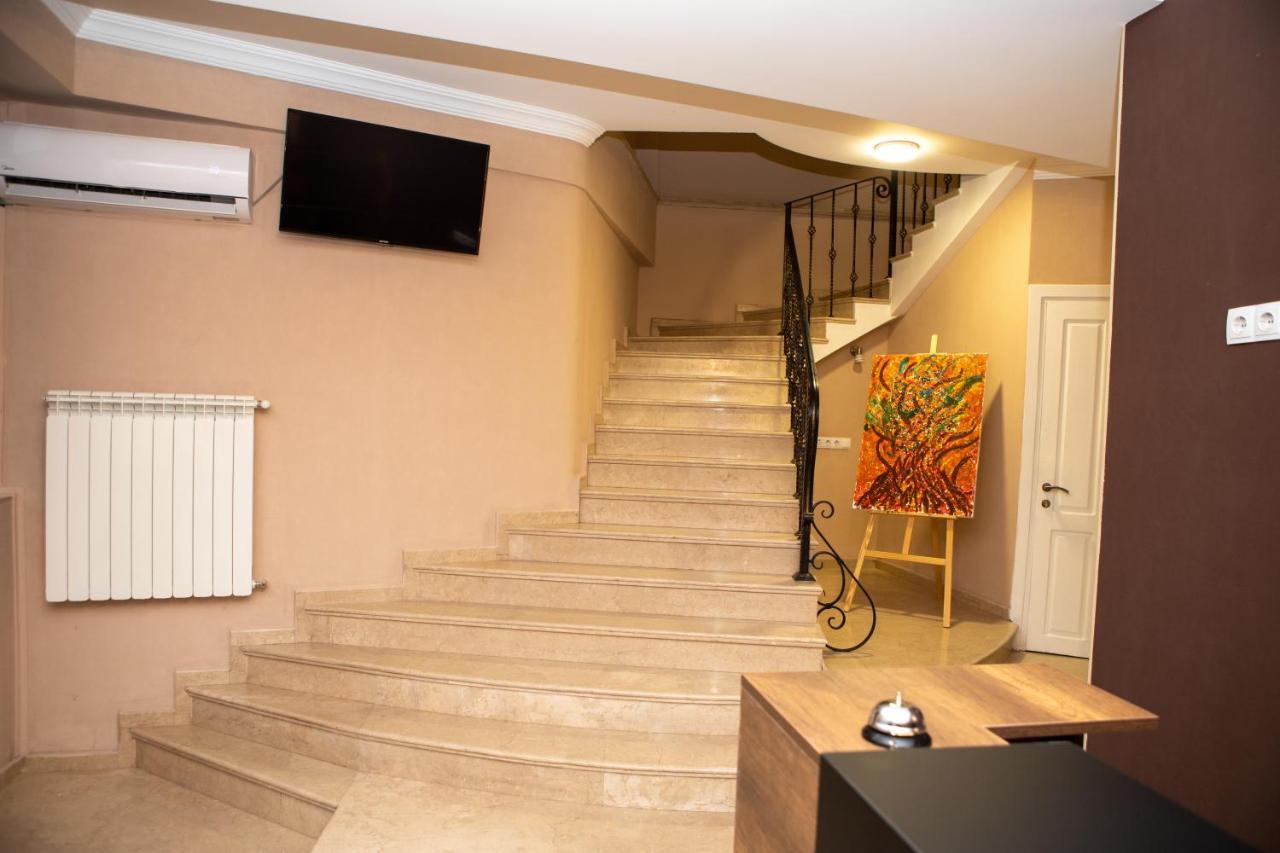 Legend Hotel Tbilisi Eksteriør bilde