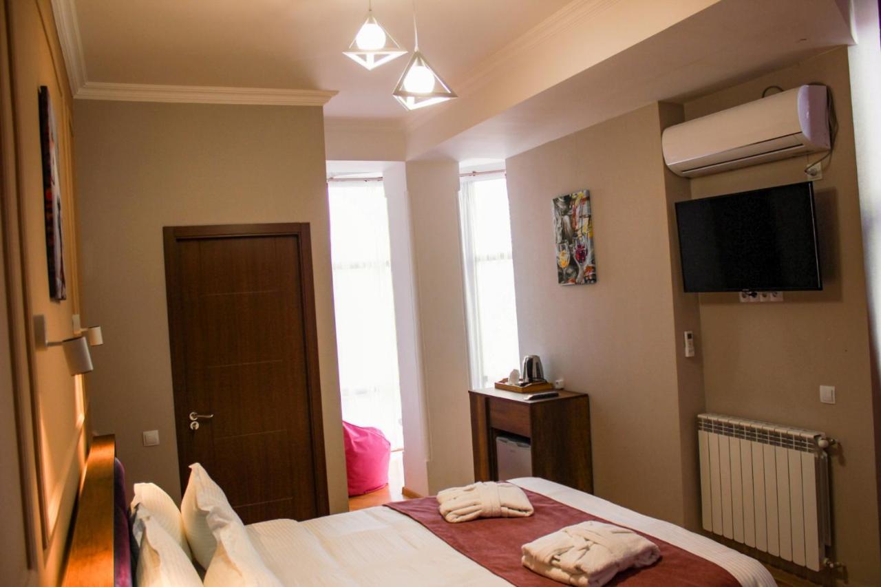 Legend Hotel Tbilisi Eksteriør bilde