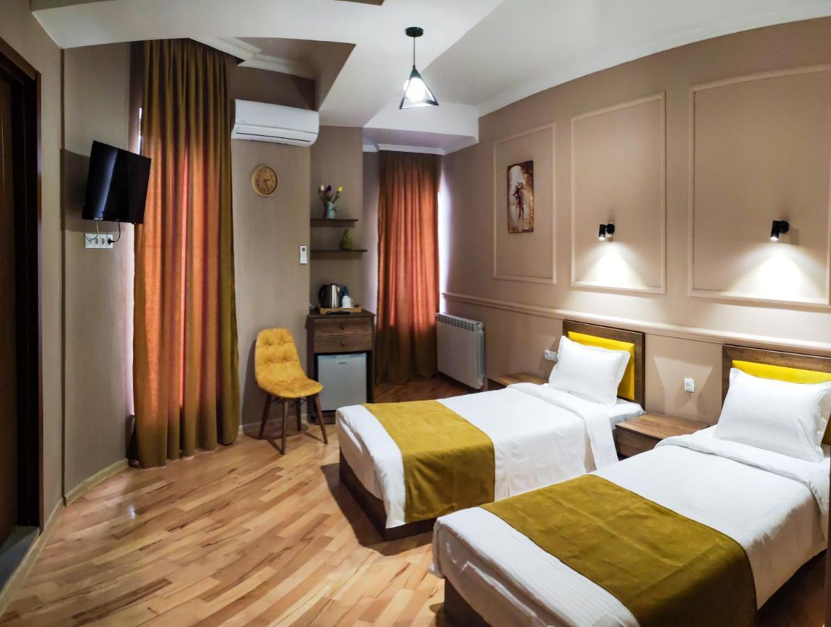 Legend Hotel Tbilisi Eksteriør bilde