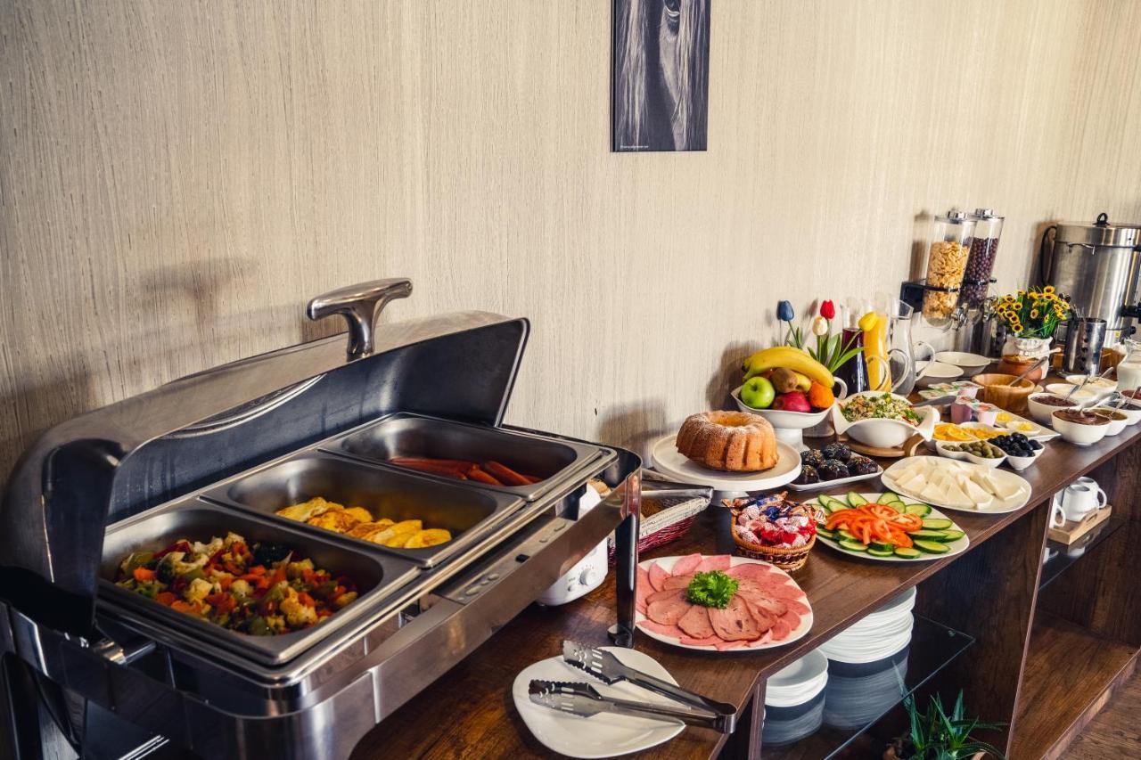 Legend Hotel Tbilisi Eksteriør bilde